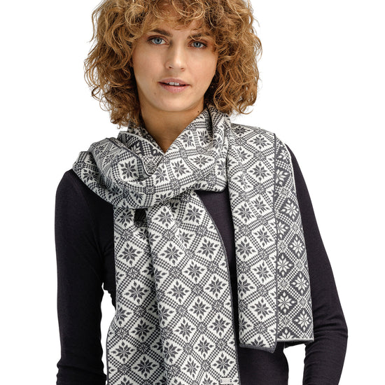 Dale Of Norway CHRISTIANIA SCARF Grey Offwhite One size - PeakStyle