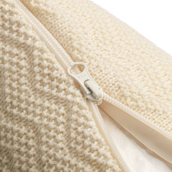 Dale Of Norway LUSA Woll-Kissenhülle – Offwhite – Detail oder Lifestyle