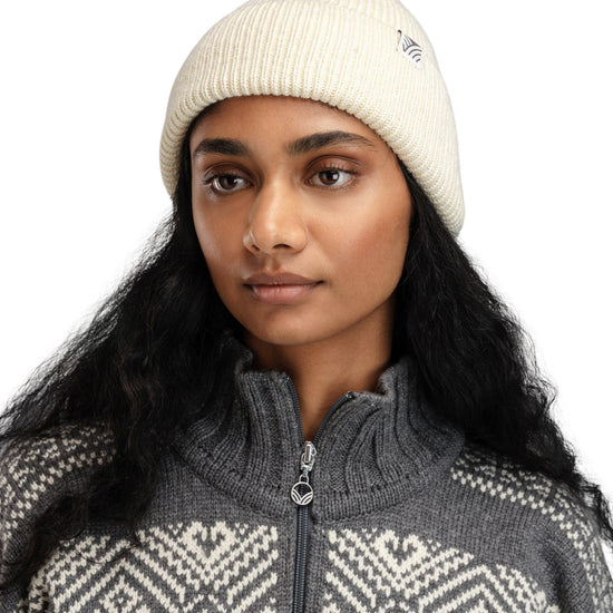 Dale Of Norway BOUVET BEANIE Offwhite One size - PeakStyle