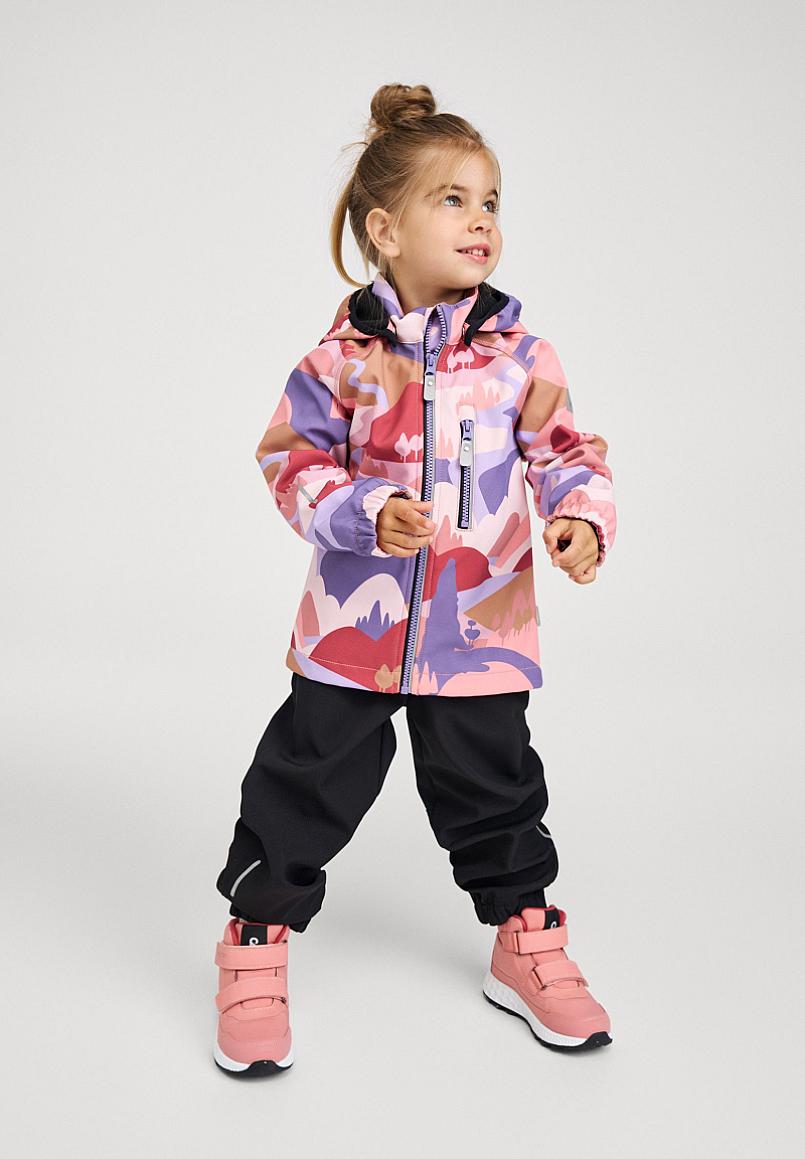 Reima Vantti Softshelljacke Kinder Rose Blush – Studioshot
