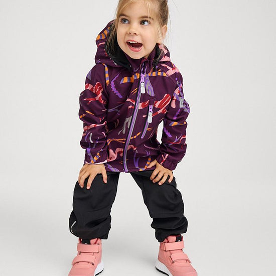 Reima Vantti Softshelljacke Kinder Deep Purple – Studioshot