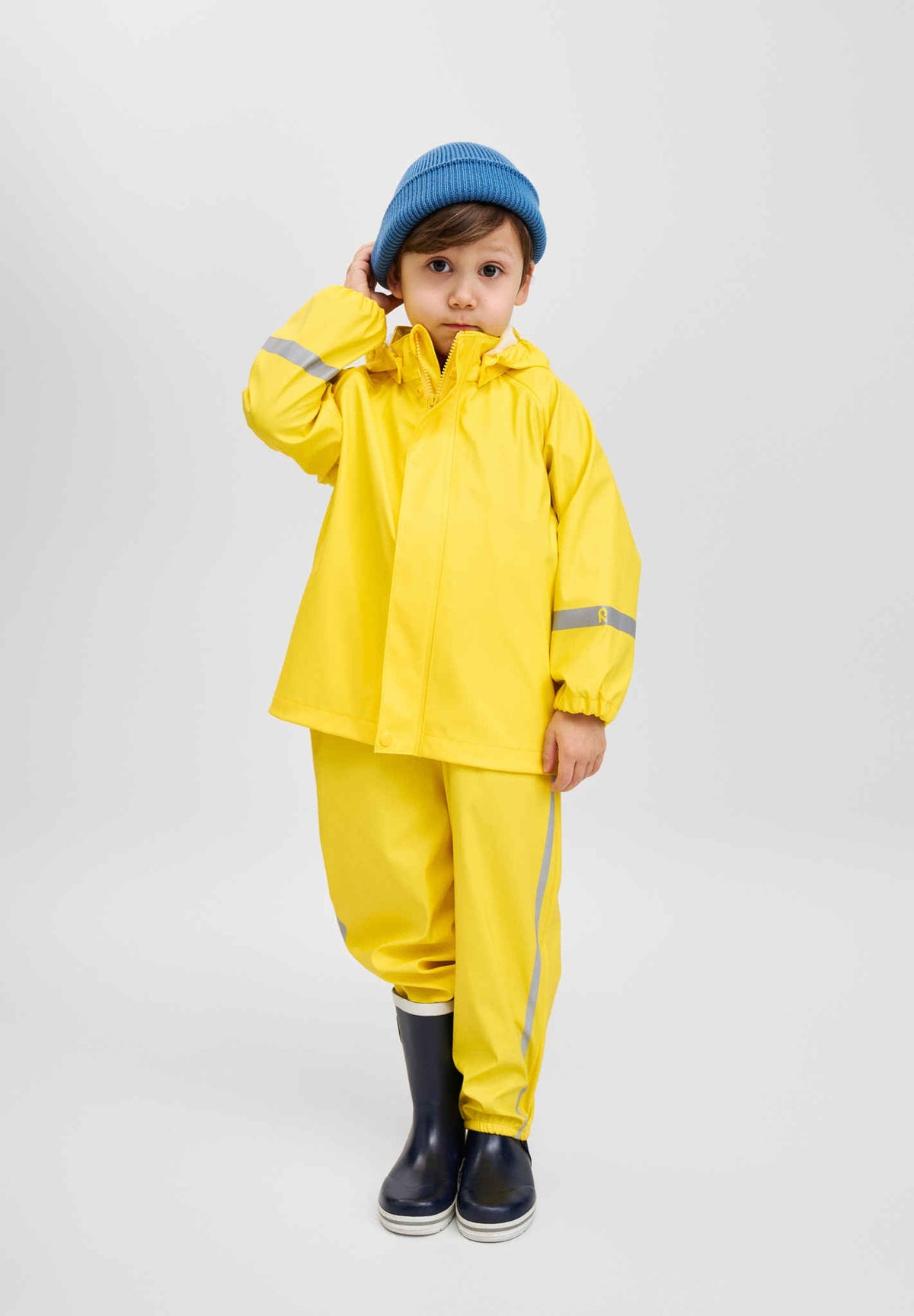 Reima Lampi Yellow – Studioshot 2