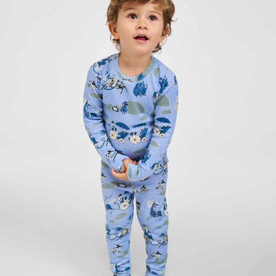 Reima Moomin Trivsam Funktionsunterwäsche Set Kleinkinder Airy Blue – Lifestylebild