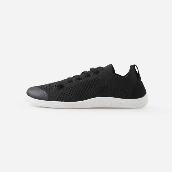 Reima Astelu Barfußschuhe Kinder in Black – Packshot