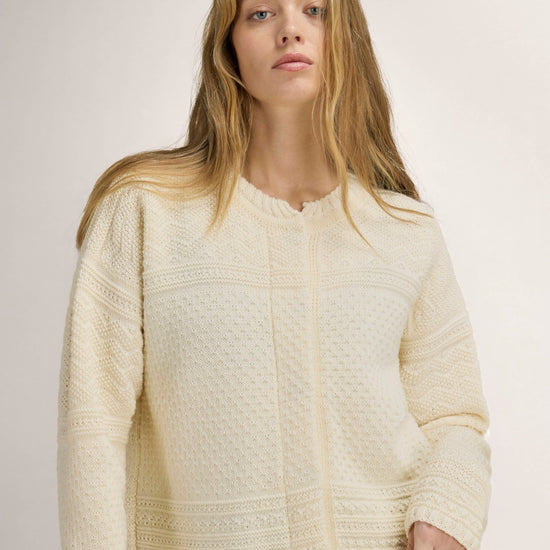 Dale Of Norway LUSA Wollstrickjacke Damen Offwhite – Studio Vorderansicht