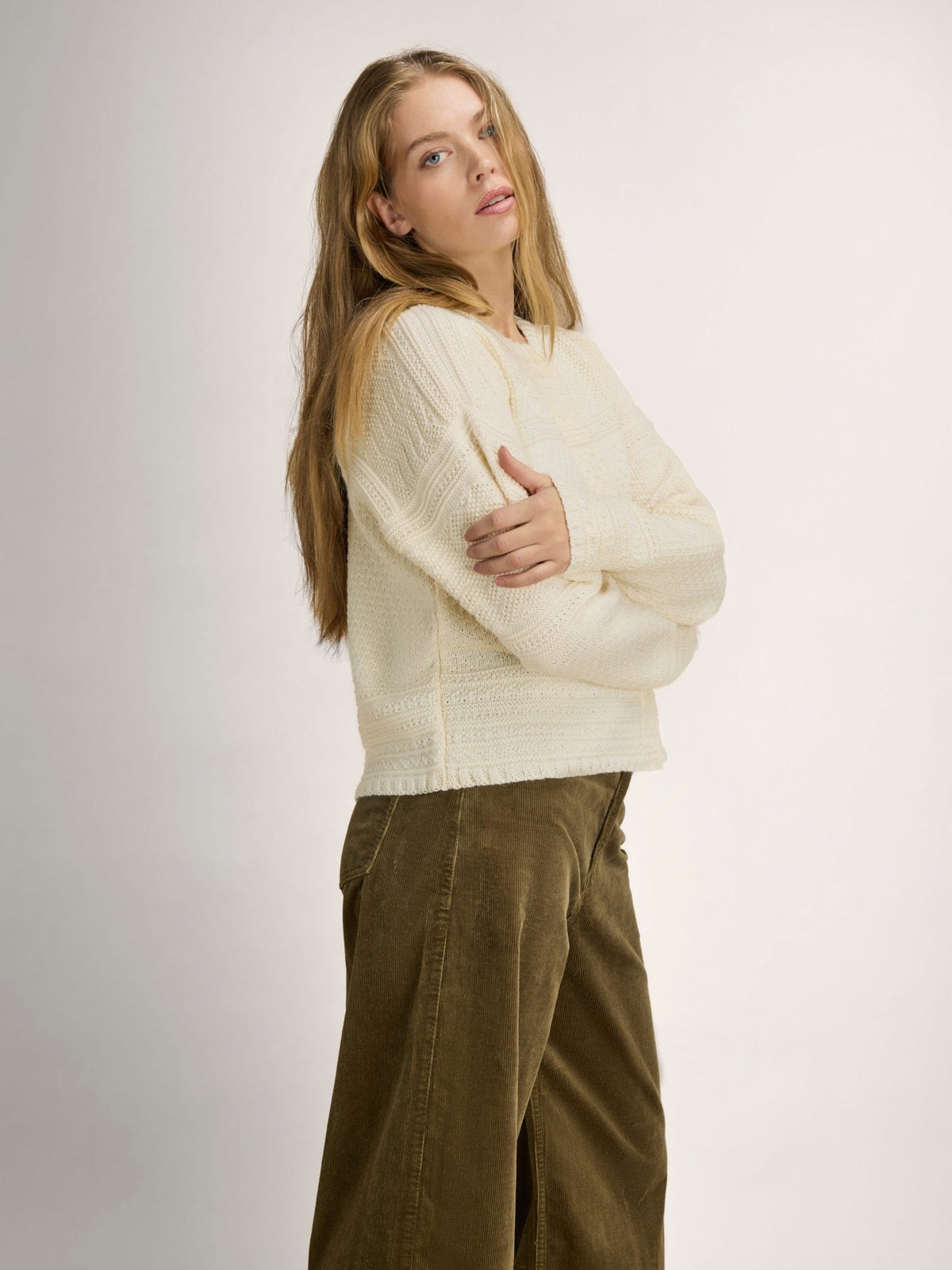 Dale Of Norway LUSA Wollstrickjacke Damen Offwhite – Studio Seitenansicht