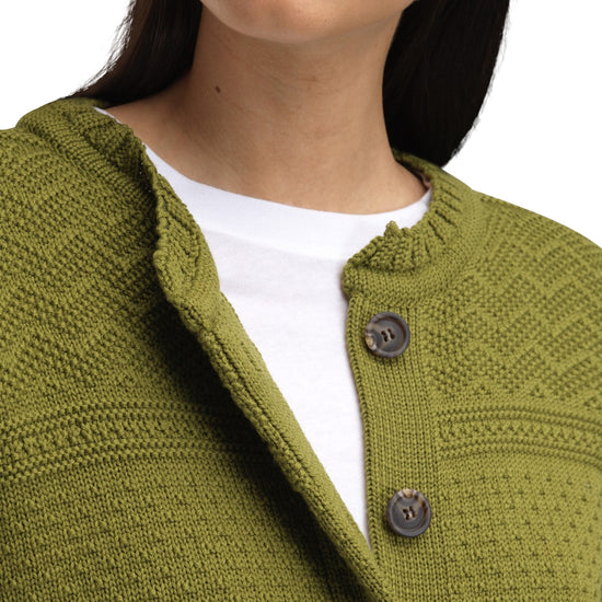 Dale Of Norway LUSA Wollstrickjacke Damen Alum Green – Knopfdetail