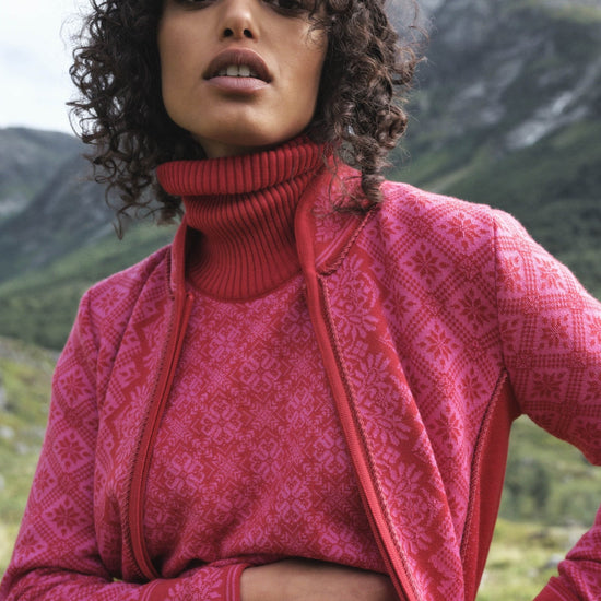 Dale Of Norway FIRDA Merino-Pullover Damen Raspberry - Allium – Lifestyle