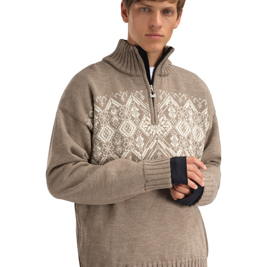 Dale Of Norway 96311 – P00 – Studio – Quelle 96311_p00_roset_masc_wp_sweater_00.jpg