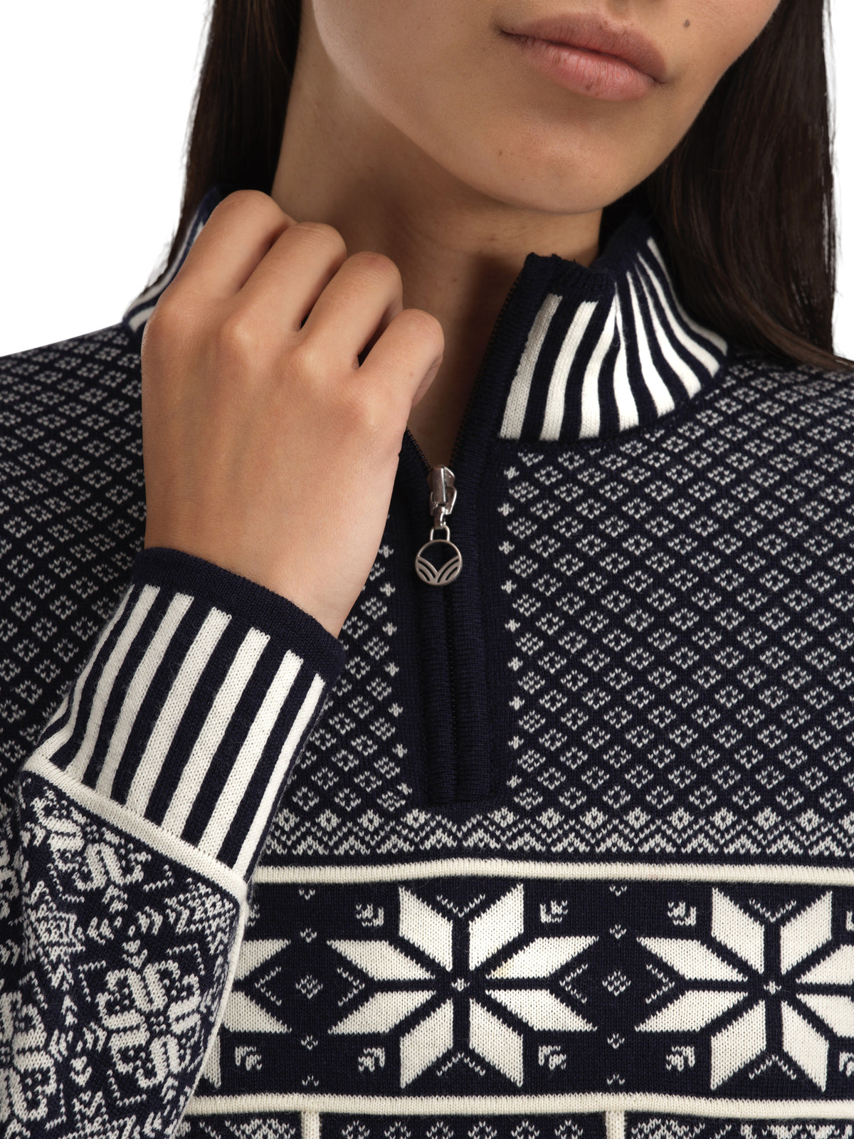 Dale Of Norway VARDÅSEN Damen – Marine - Offwhite – Studio – 96361_C00_VARDASEN_FEM_SWEATER-586