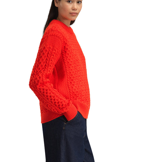Dale Of Norway STALHEIM Damen – Roth Red – Studio – 96461_K00_STALHEIM_FEM_SWEATER-104