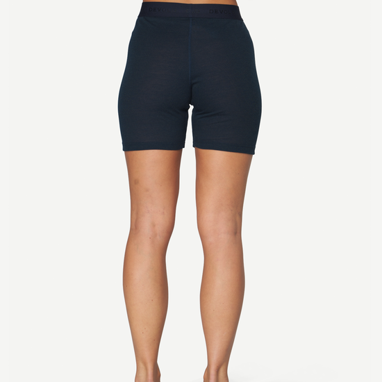 Devold ADVENTURE 190 Damen Merino Boxershorts – Ink – Studio 3