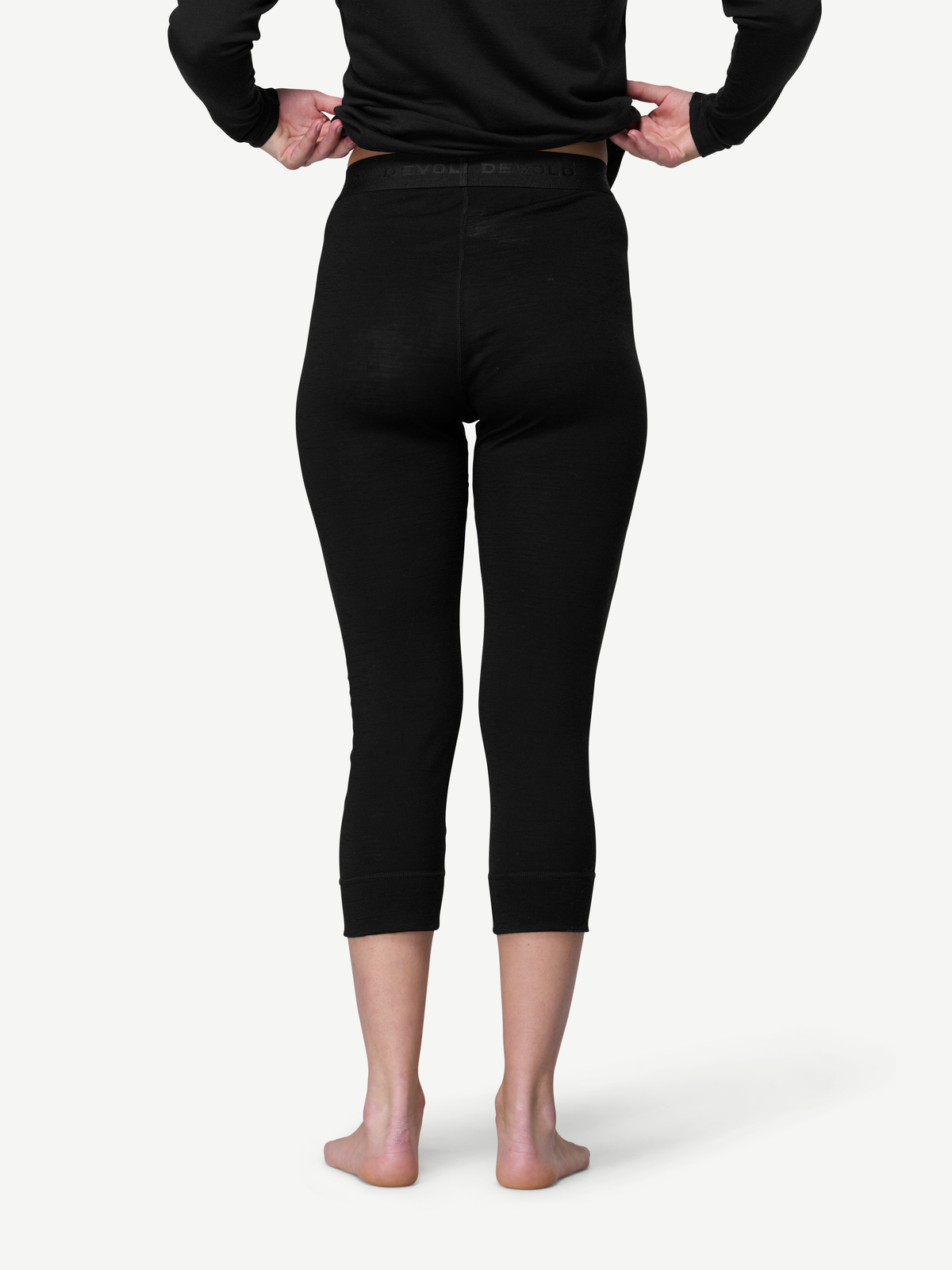 Devold BREEZE PLUS 200 Damen Merino 3/4-Unterhose – BLACK – Ansicht 4