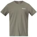 Bergans M NORDMARKA ORGANIC COTTON PRINT TEE - Green Mud S Oberbekleidung - PeakStyle