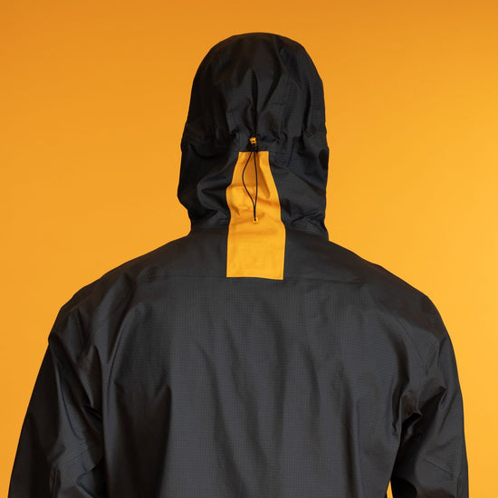 Bergans M Y LIGHTLINE AIR 3L SHELL JACKET - Jacken bei PeakStyle