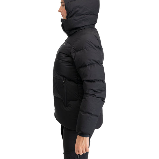 Bergans W LAVA WARM DOWN JACKET W/HOOD - Daunenjacken bei PeakStyle