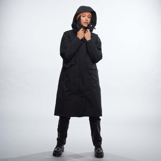 Bergans W OSLO URBAN INSULATED W PARKA - Helme bei PeakStyle