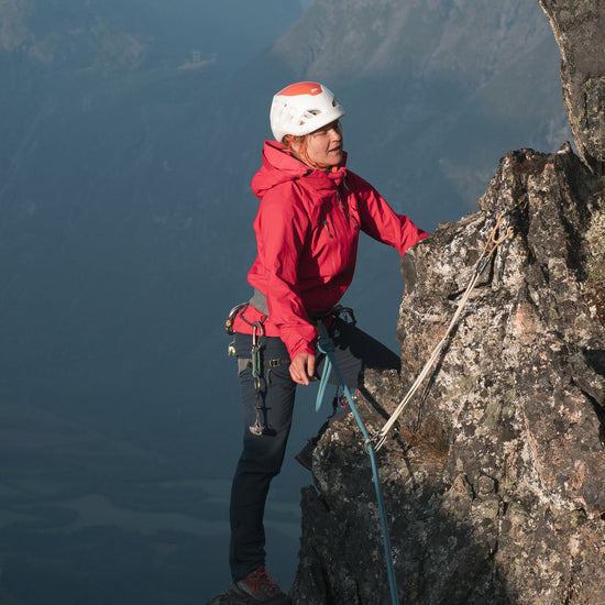 Bergans W TIND 3L SHELL JACKET - Regenjacken bei PeakStyle