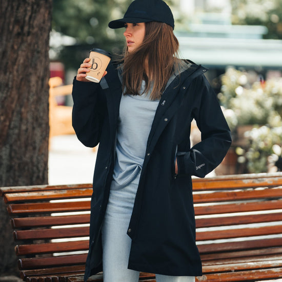 Bergans W URBAN 2L SHELL COAT - Mäntel & Parkas bei PeakStyle