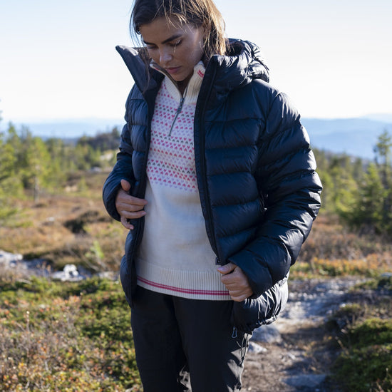 Bergans W VAAGAA ALLROUND DOWN JACKET - Isolationsjacken bei PeakStyle