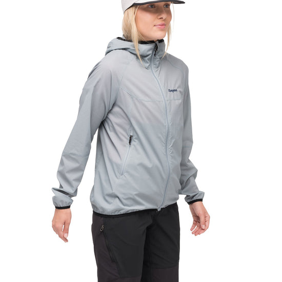 Bergans W VAAGAA WINDBREAKER JACKET - Windjacken bei PeakStyle