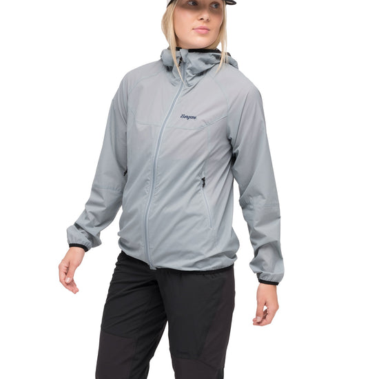 Bergans W VAAGAA WINDBREAKER JACKET - Windjacken bei PeakStyle