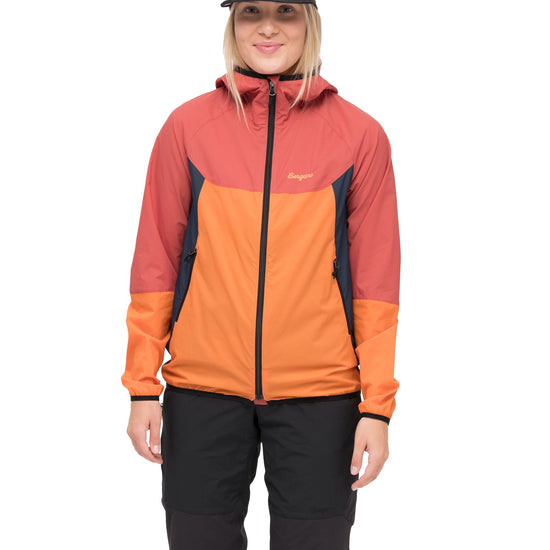 Bergans W VAAGAA WINDBREAKER JACKET - Windjacken bei PeakStyle