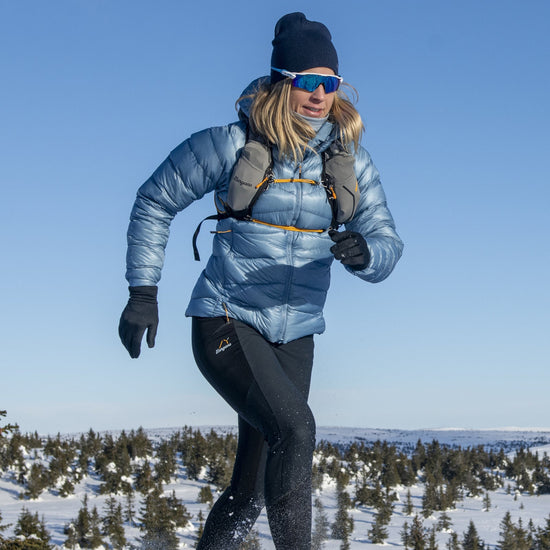 Bergans W Y LIGHTLINE WEIGHTLESS DOWN JACKET HOOD - Daunenjacken bei PeakStyle