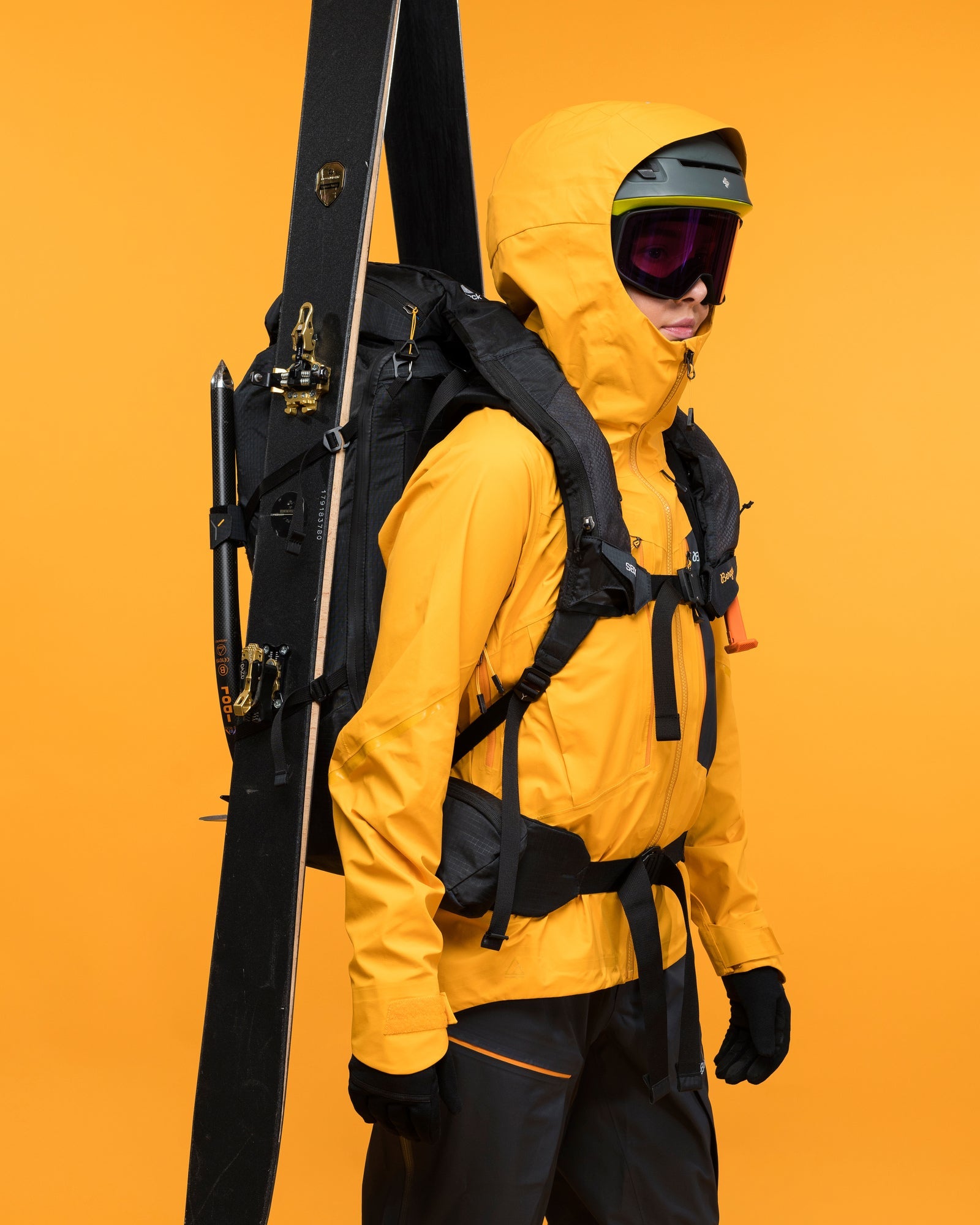 Bergans Y MOUNTAINLINE 40 DAYPACK M/L W/SAFEBACK - Lawinenausrüstung bei PeakStyle