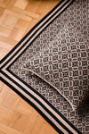 Dale Of Norway FROGNER Woll-Kissenhülle – Sand - Black – Detail oder Lifestyle