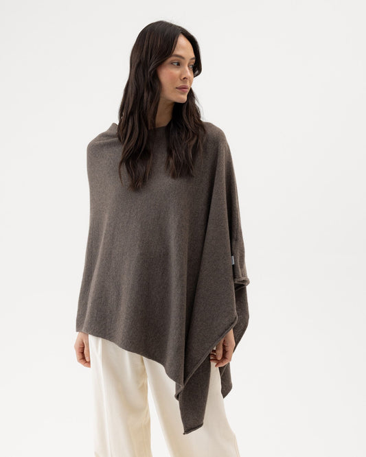 Sofie Poncho – Dark Taupe – Herstelleransicht