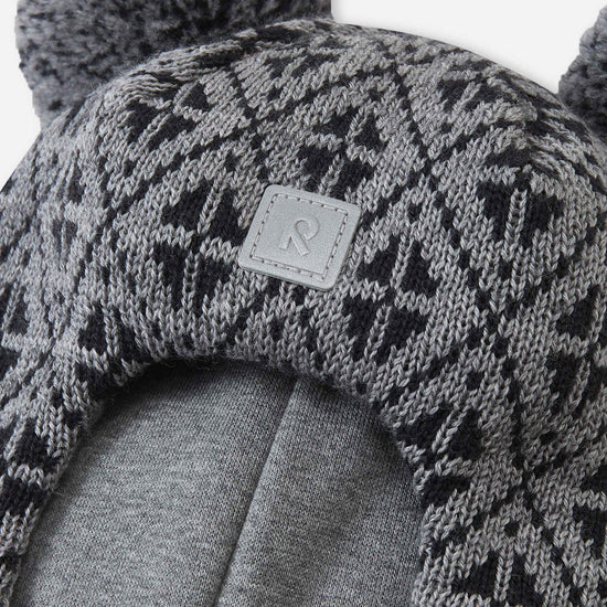 Reima Kuuraan Merino-Balaclava Kinder – Melange Grey – Detailansicht Label