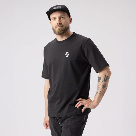 SCOTT Authentic Kurzarmshirt Herren im Einsatz