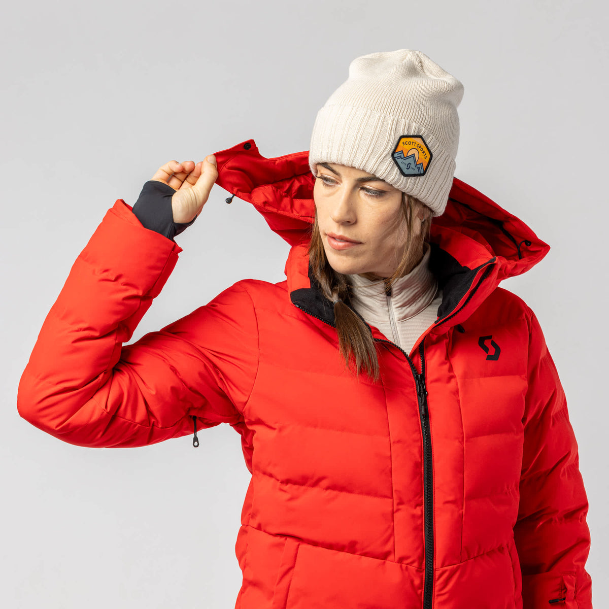 SCOTT Ultimate Warm Wintersportjacke Damen Cocoa Red Detail- und Lifestyleansicht 2