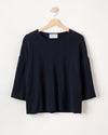 Kristina Top – Dark Navy – Kleiderbügelaufnahme
